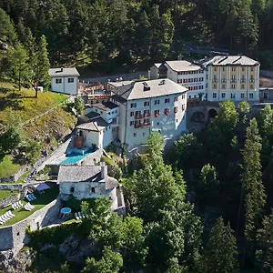 Отель Qc Bagni Vecchi, Бормио